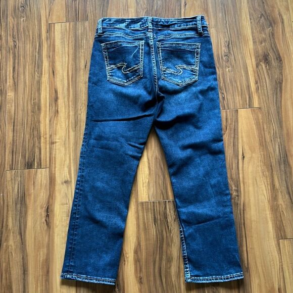 Silver Suki Capri Jeans - Picture 7 of 7